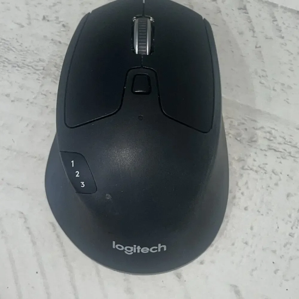Logitech M720 Triathlon Precision Pro Wireless USB & Bluetooth Mouse PC / MAC
